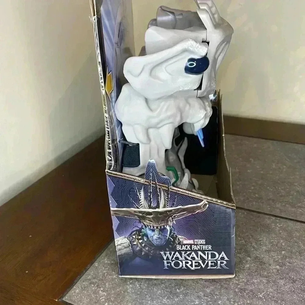 Hasbro Marvel Mask - Picture 4 of 10